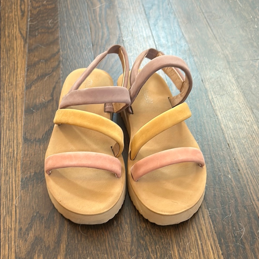Madewell Pink and Yellow Sandals with Multiple Straps and Contoured Footbed